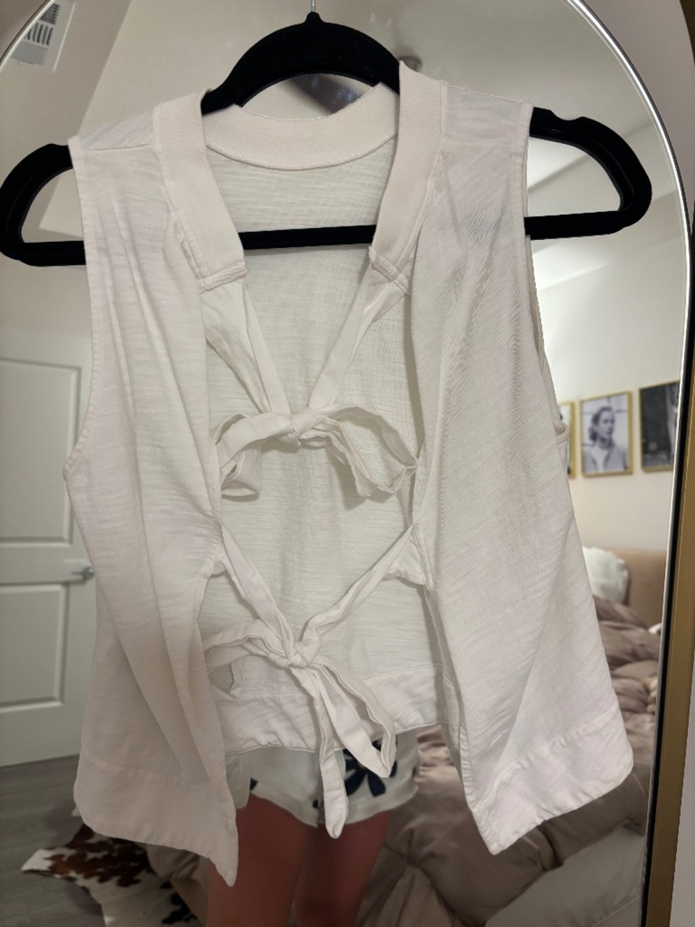 Nation LTD Women's White and Cream Vest